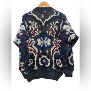 Metropolis Women’s Medium Green‎ Paisley Motif Sweater